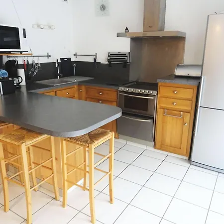 L'albizia - Tres Agreable Avec Sa Belle Terrasse Hyper Centre ! Mae-6594