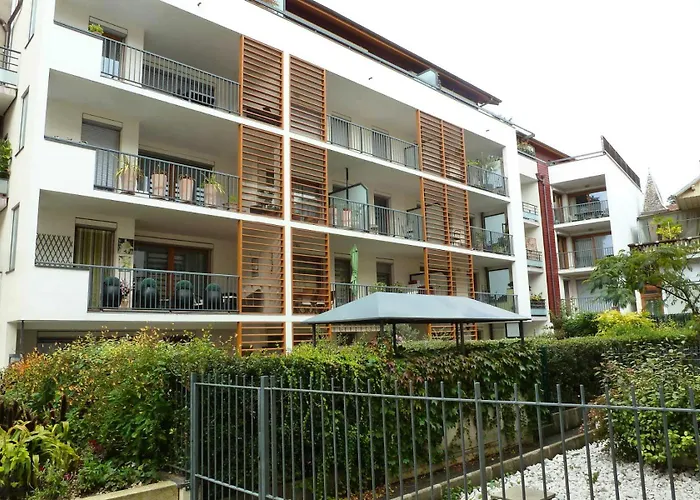 Appartement L'albizia - Tres Agreable Avec Sa Belle Terrasse Hyper Centre ! Mae-6594